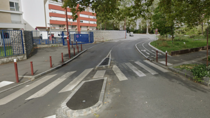 Accès piste cyclable rue Pierre Mauroy